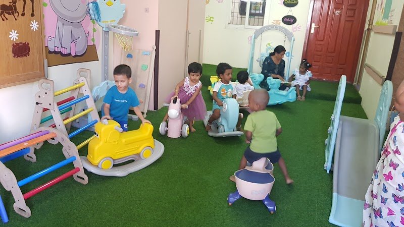 Achyut Neev Play School And Campus