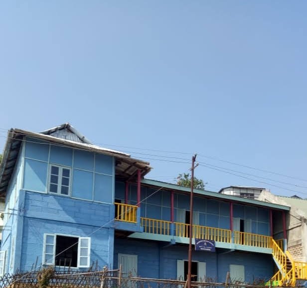 Adventist English School Campus