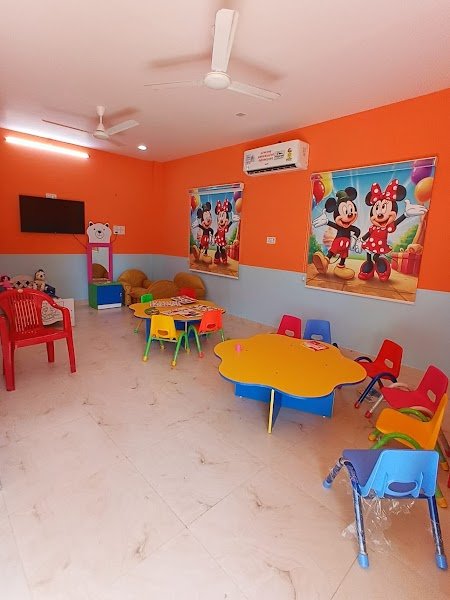 Bachpan Play School In Makarwali Road Campus