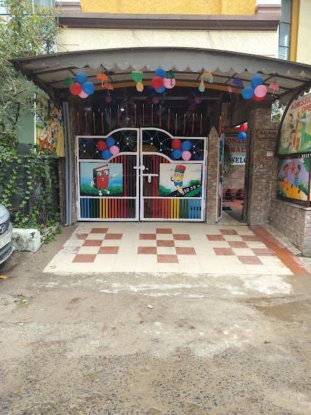 Birdies Foundation School Best Kindergarten