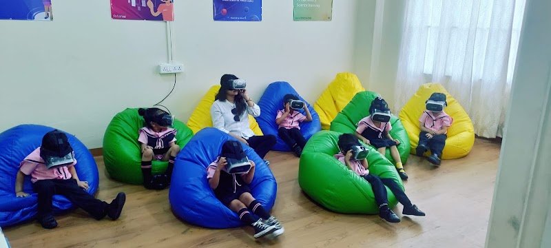 Kids World Elementary School Campus