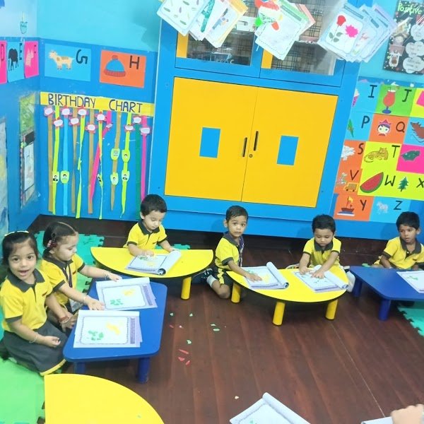 Kidzee New Baradwari Campus