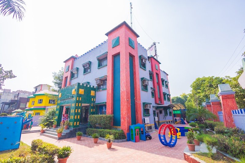 Little Leaders School