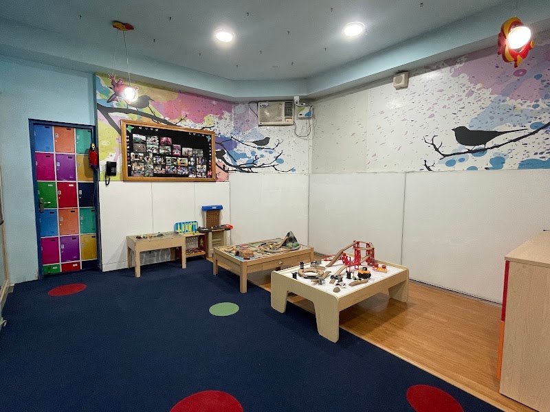 Little Pearls Play School