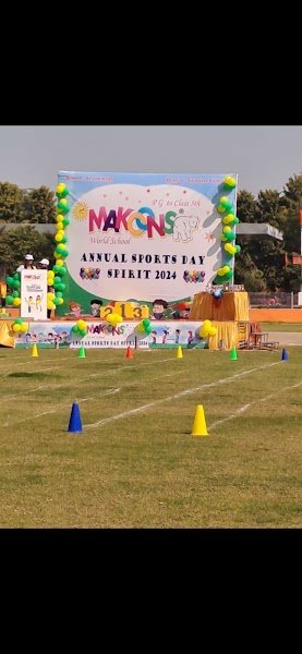 Makoons World School