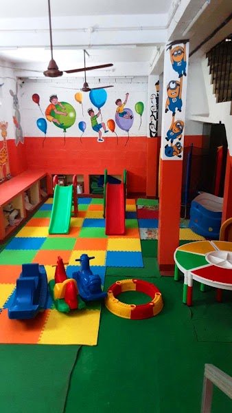 Mom’s Day Care & Pre School Campus