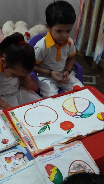 Mother Goose English School Campus