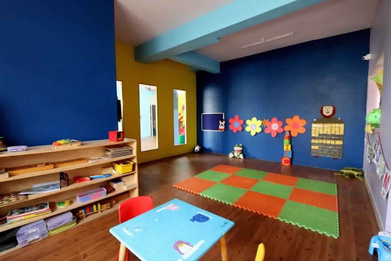 Our Little Wonderz Best Pre School Campus