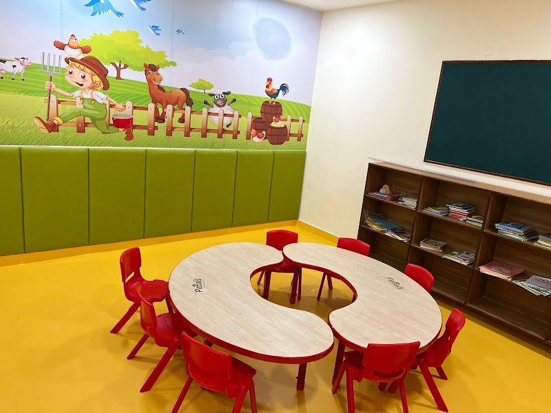Petals: Preschool & Day Care Creche