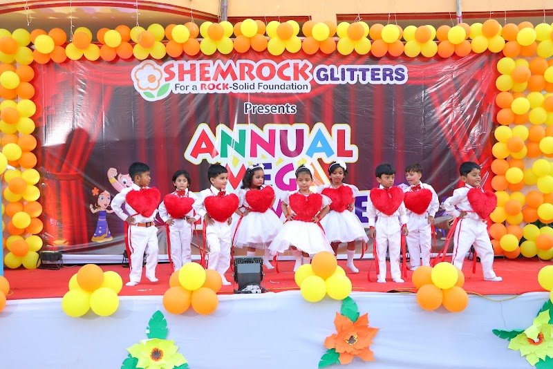 Shemrock Glitters Campus