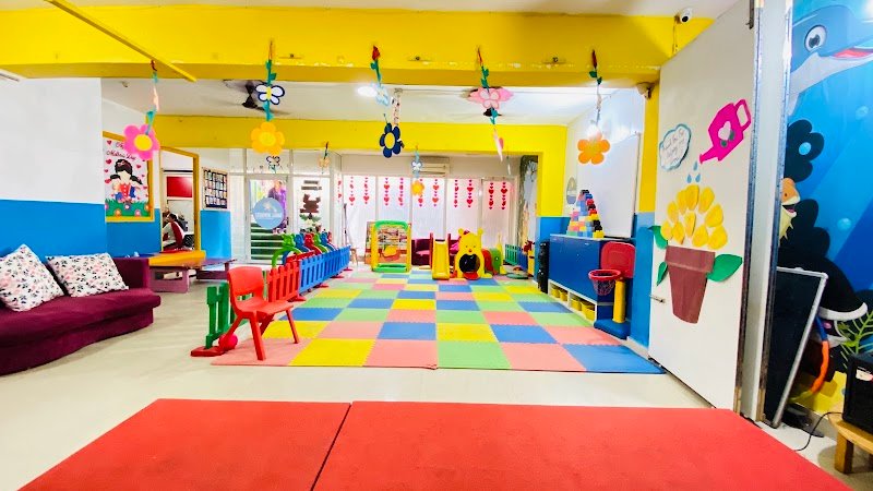 Small Wonderz Playschool & Daycare